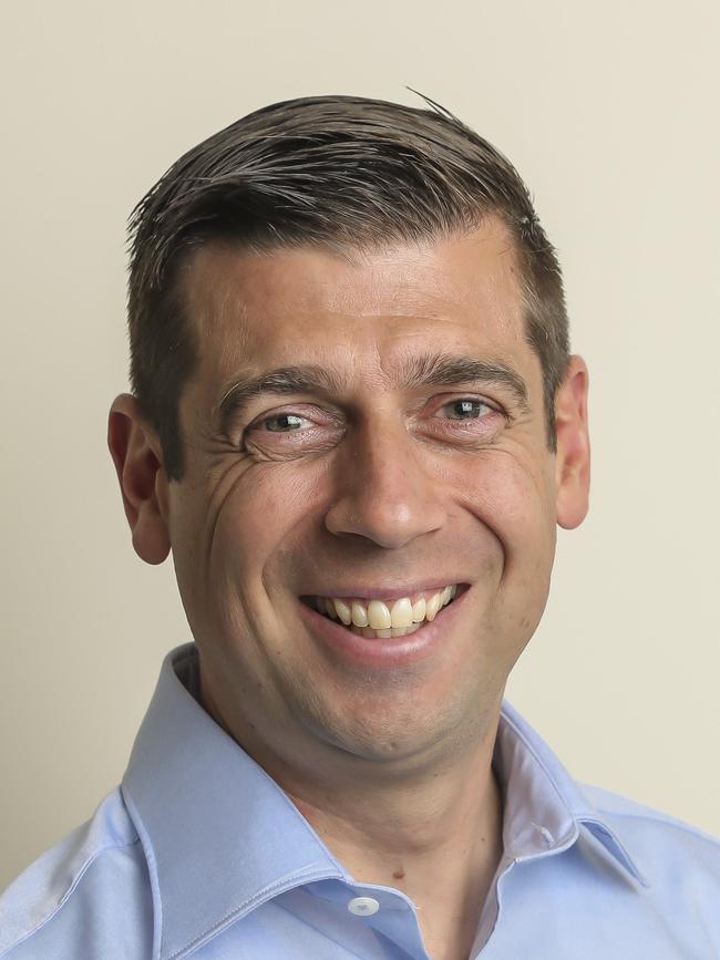 Dr Justin Coulson