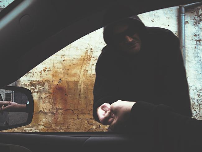 Buying Drugs On The Street From Dealer iStock, Drugs generic, drugs dealer