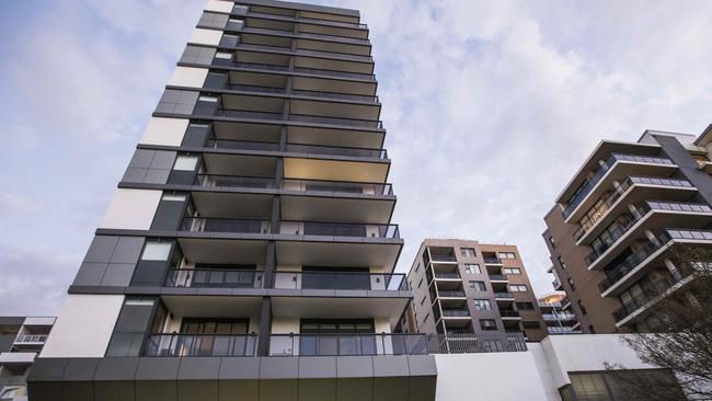 Residents of Mascot Towers were evacuated. Picture: Damian Shaw