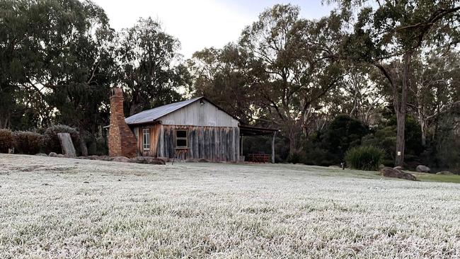 A frosty morning out at Stanthorpe. Photo: Diamondvale Cottages