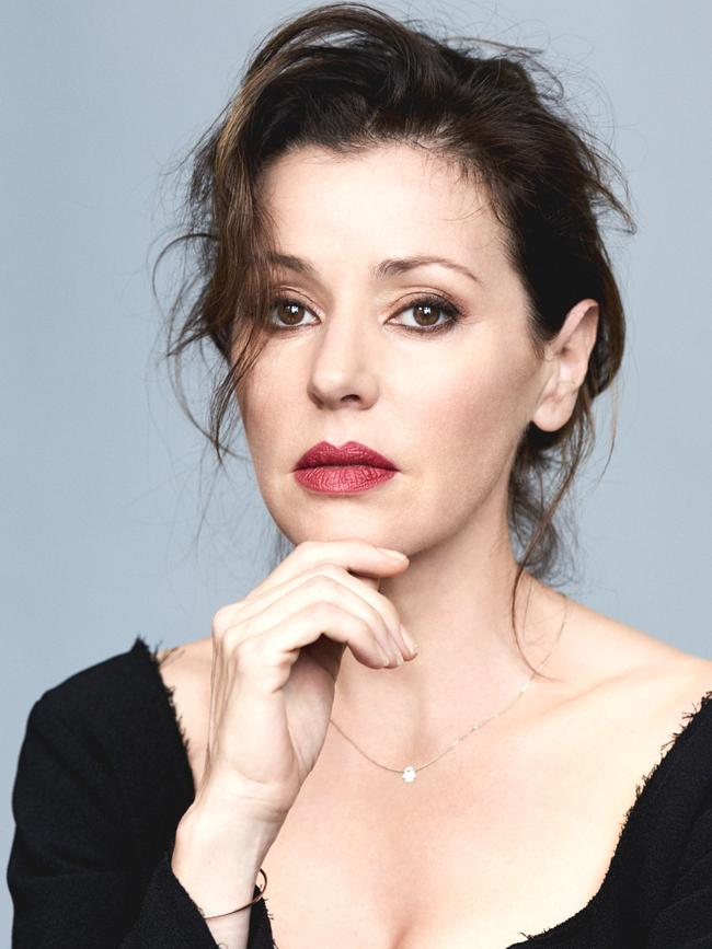 Tina Arena will listen to her album Don’t Ask with you. Picture: EMI