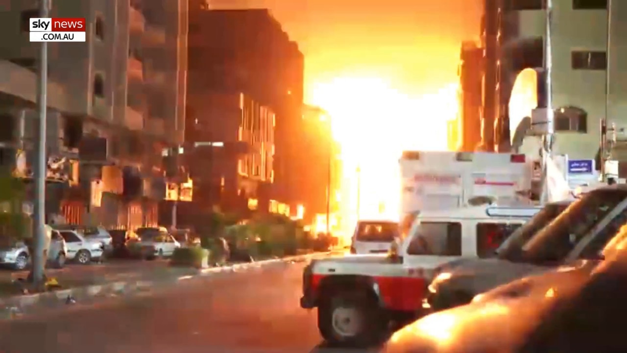 Huge bombs rain down near Gaza Hospital