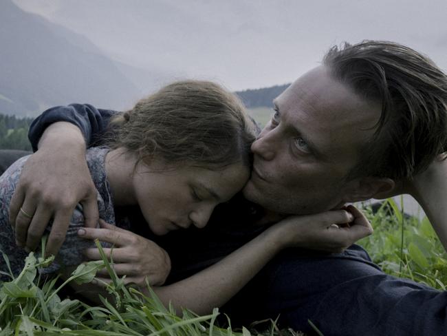 Valerie Pachner and August Diehl in the film A HIDDEN LIFE. Photo Courtesy of Fox Searchlight Pictures. Â© 2019 Twentieth Century Fox Film Corporation All Rights Reserved