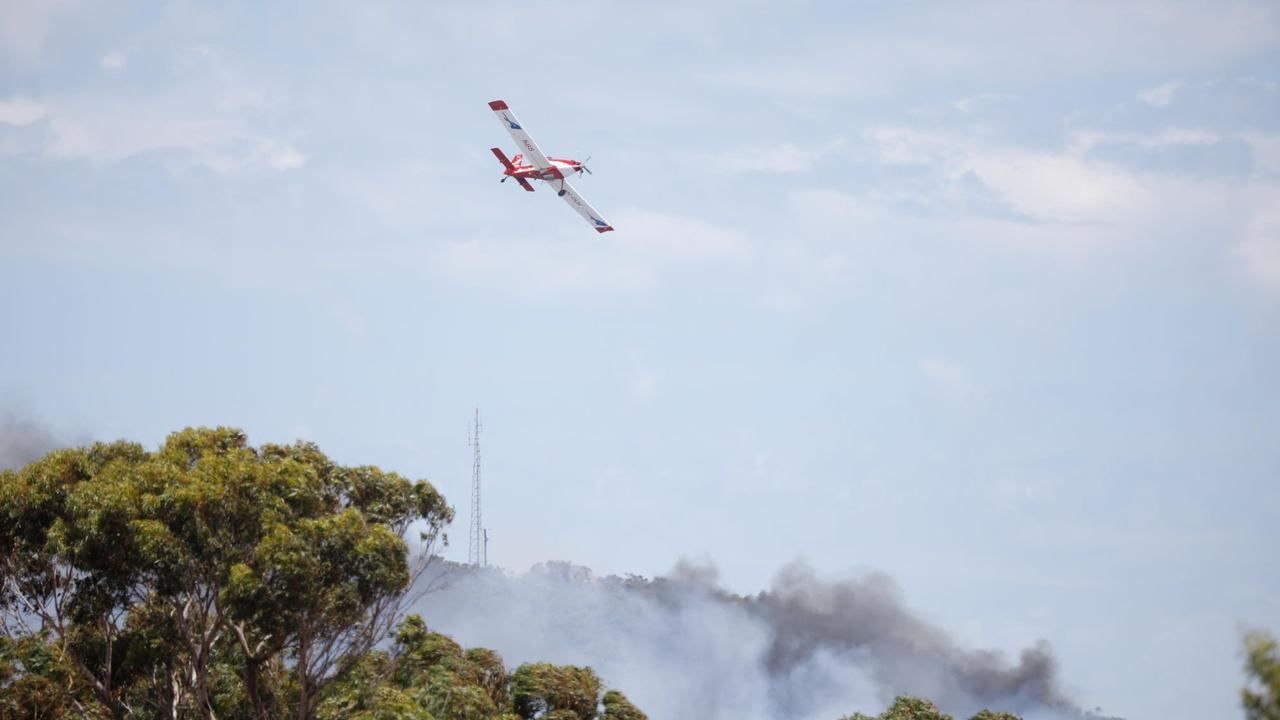 Bushfire burning out of control at Port Lincoln. Picture: Robert Lang