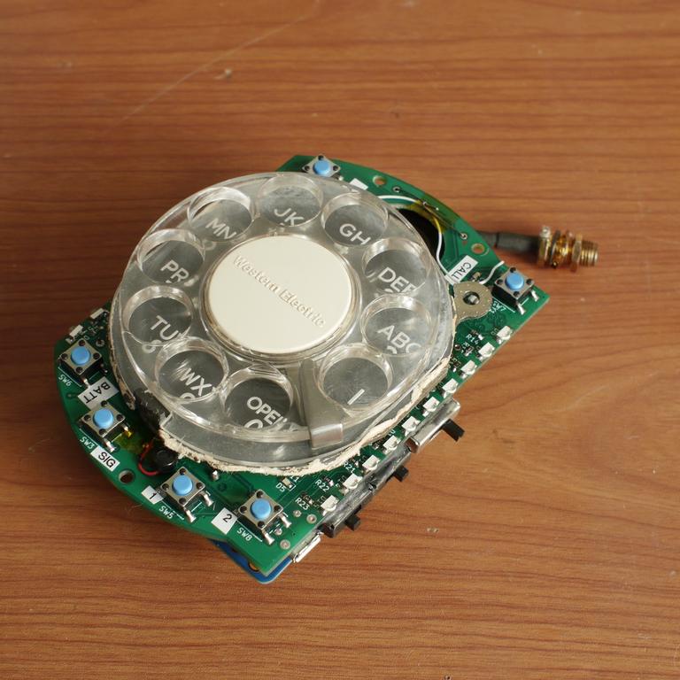 Engineer Justine Haupt builds open source Rotary Cellphone