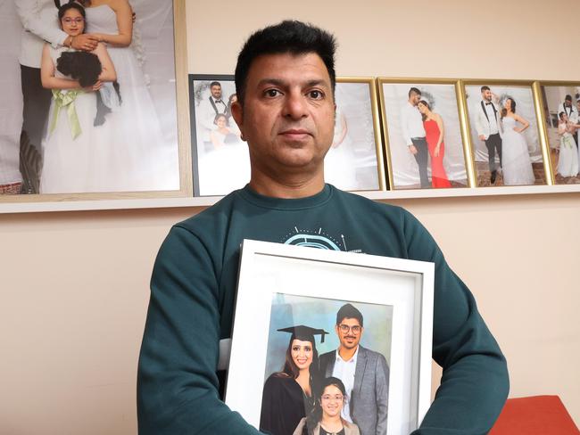 Pratibha Sharma. Victim of the Daylesford Car crash. Brother Vikas Sharma holds a photo of his sister.                      Picture: David Caird