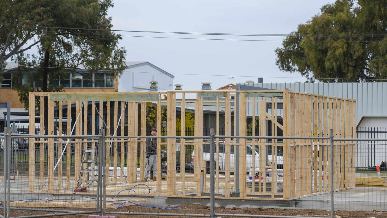 Making a bad situation worse was the feasibility of building new developments in the current market, high interest rates and building costs, plus labour shortages in building and construction made it very expensive to develop new homes. Picture: NewsWire / Roy VanDerVegt