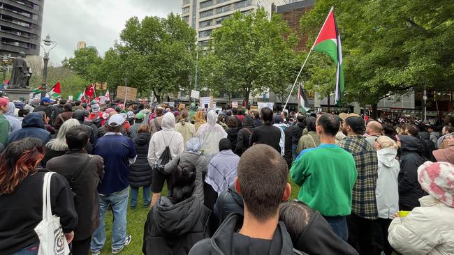 Thousands of people were listening to the speakers who attended the rally. Picture: NCA NewsWire / Valeriu Campan