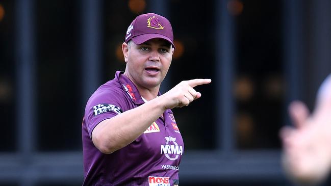 Seibold has a whole new team to play with. AAP Image/Dan Peled.