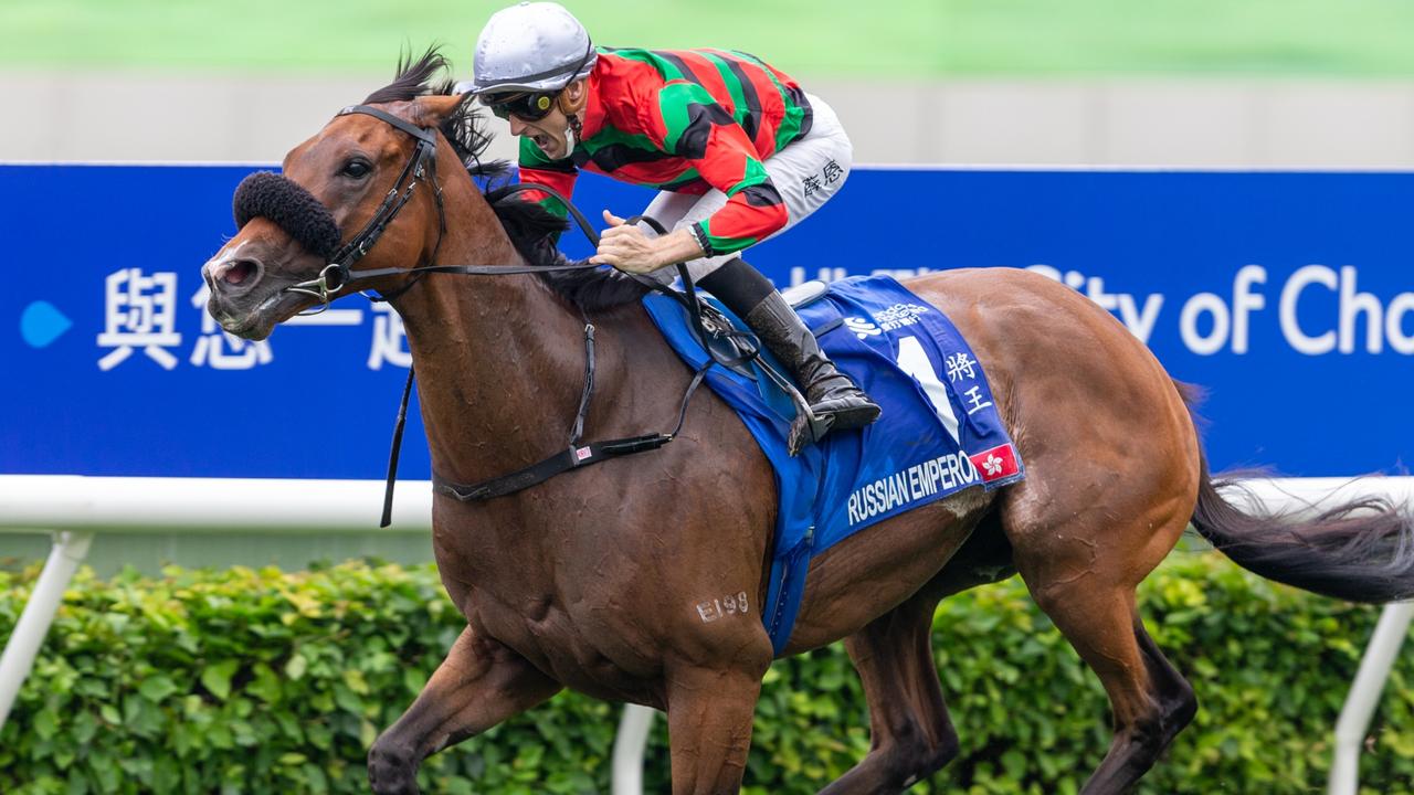 Russian Emperor wins the Standard Chartered Champions & Chater Cup (G1 2400m)