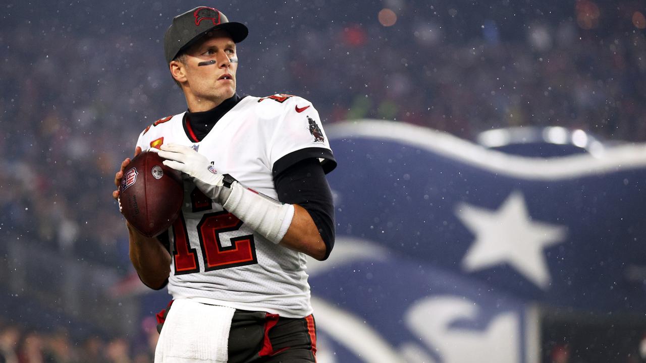 Tom Brady is coming back, will play for Bucs in 2022