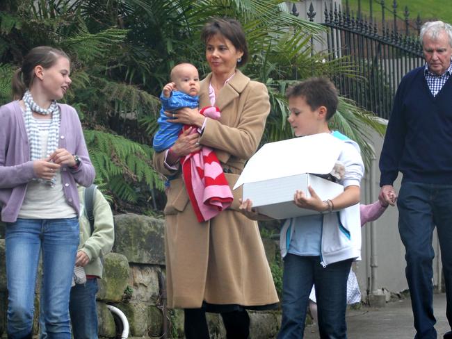 Antonia Kidman with her children and father Dr Anthony Kidman.