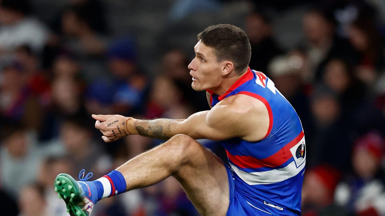 MELBOURNE, AUSTRALIA – AUGUST 02: Rory Lobb of the Bulldogs kicks the ball during the 2024 AFL Round 21 match between Footscray and the Melbourne Demons at Marvel Stadium on August 02, 2024 in Melbourne, Australia. (Photo by Michael Willson/AFL Photos via Getty Images)