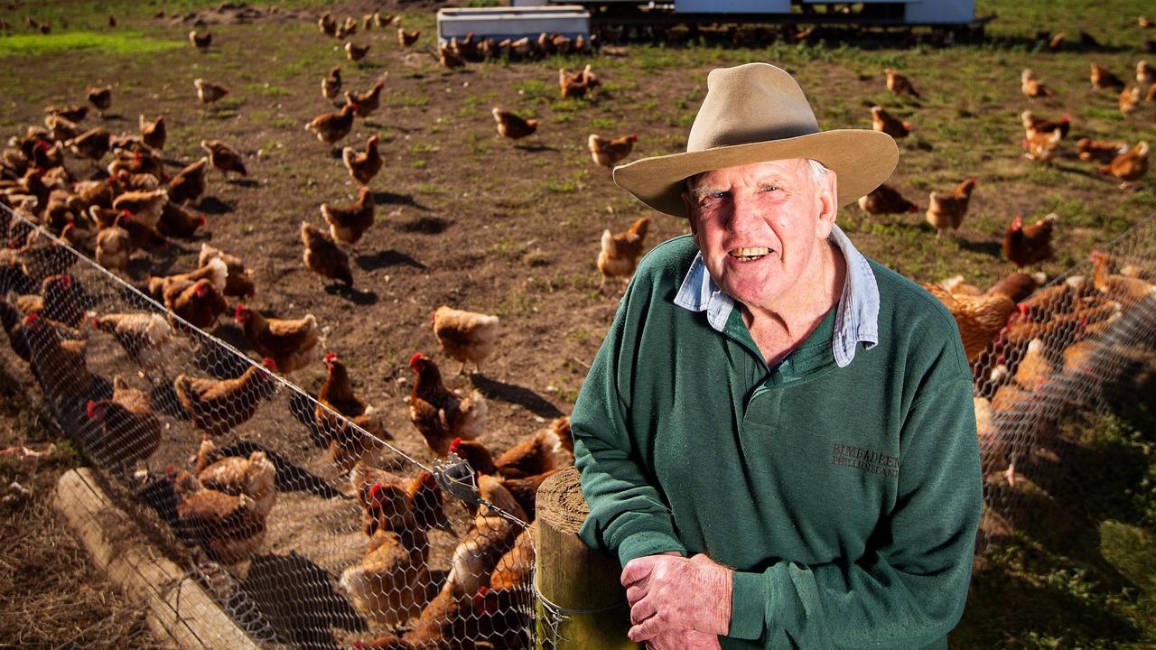 Bob Davie proves carbon is the new money spinner on Aussie farms ...