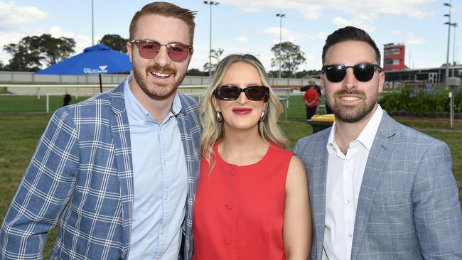 Bet365 Traralgon Cup Day, held at Traralgon Racecourse, Traralgon, Victoria, 1st December 2024: Kyle Alcock, Chelsea Ryan and Samuel Di Ciero. Picture: Andrew Batsch