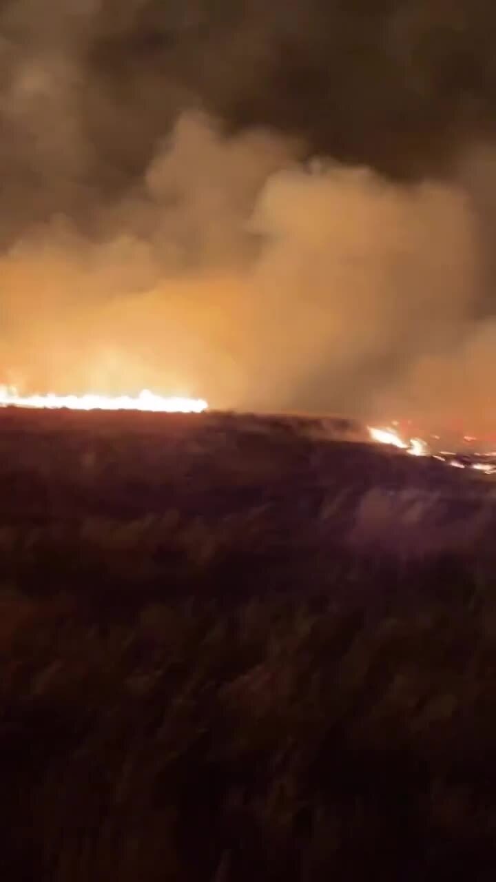 Bushfire rages in Victoria's west