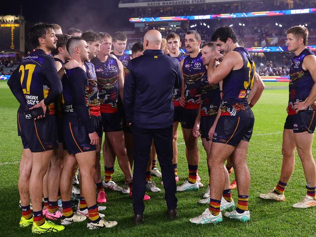 Matthew Nicks brings the group together after the final siren. Picture: Sarah Reed/AFL Photos via Getty Images