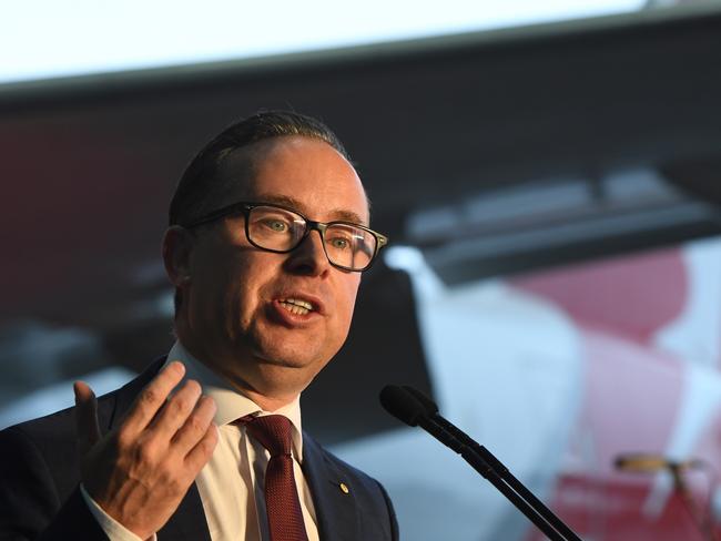 QANTAS CEO Alan Joyce addresses staff and guests as the new QANTAS Boeing 787 Dreamliner aircraft arrives on its first flight into Sydney, Friday, October, 20, 2017. (AAP Image/Dean Lewins) NO ARCHIVING