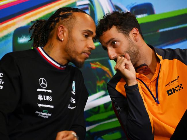 Lewis Hamilton (L) has paid tribute to Daniel Ricciardo. Picture: Getty