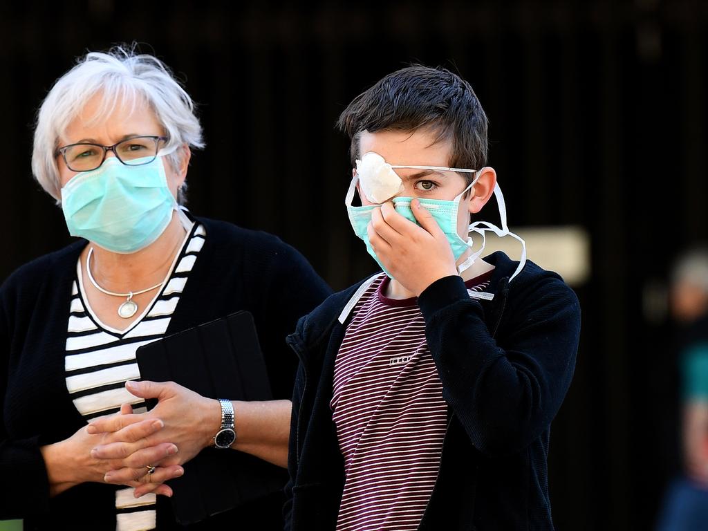 Thousands of people have turned out to get tested for COVID-19 since the latest outbreak. Picture: NCA NewWire / Dan Peled