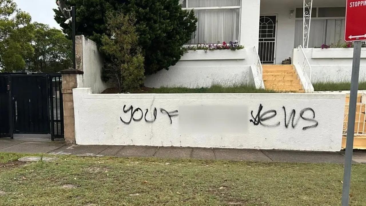 Home next to Sydney Jewish school sprayed in anti-Semitic graffiti