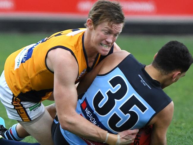 Strathmore and Aberfeldie do battle in this year’s preliminary final. Picture: James Ross