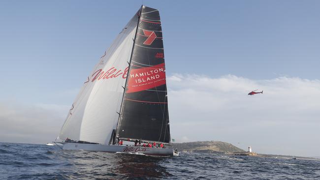 Wild Oats XI rounds the Iron Pot at the mouth of the River Derwent. Picture: Richard Jupe