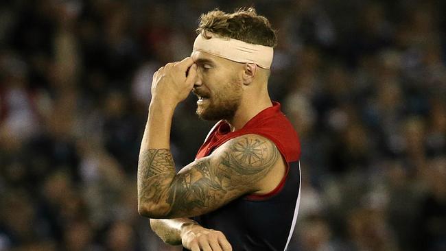 Dean Kent’s expression says it all after missing a gettable shot at goal against Geelong. Picture: Wayne Ludbey