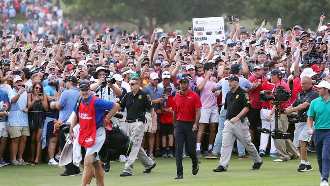 The crowds were wild as Tiger finally broke through.