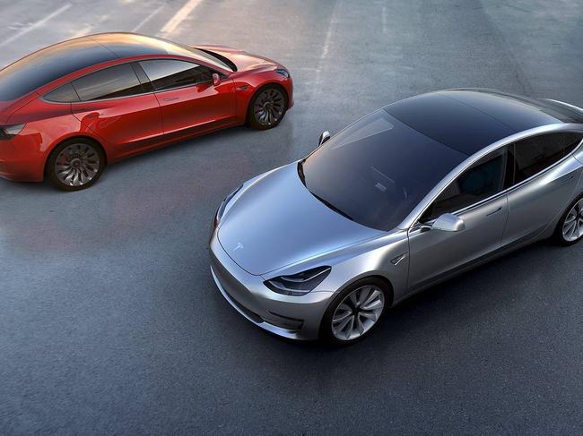 To catch up with stronger-than-expected demand for Tesla’s mass-market Model 3, due late next year, Panasonic will speed up its $1.6 billion investment in the Nevada battery factory it is building with the car maker. PHOTO: TESLA MOTORS/REUTERS