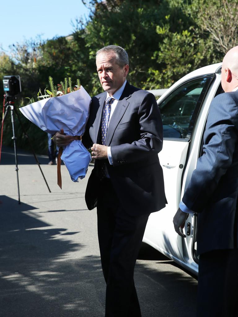 Bill Shorten arrives at Bob Hawke’s home. Picture: John Grainger