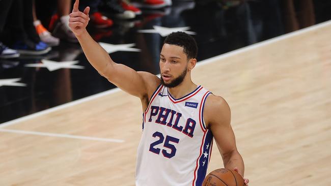 ATLANTA, GEORGIA - JUNE 14: Ben Simmons #25 of the Philadelphia 76ers calls out to his teammates against the Atlanta Hawks during the first half of game 4 of the Eastern Conference Semifinals at State Farm Arena on June 14, 2021 in Atlanta, Georgia. NOTE TO USER: User expressly acknowledges and agrees that, by downloading and or using this photograph, User is consenting to the terms and conditions of the Getty Images License Agreement.   Kevin C. Cox/Getty Images/AFP == FOR NEWSPAPERS, INTERNET, TELCOS & TELEVISION USE ONLY ==