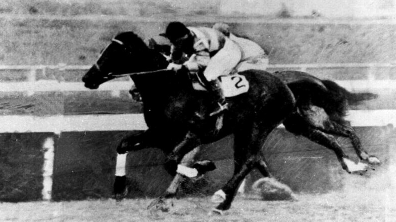 Racehorse Spear Chief defeats Ajax in winning 1939 Rawson Stakes at Rosehill Racecourse in Sydney.