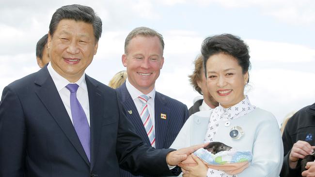 Chinese President Xi Jinping and Madame Peng Liyuan, with Premier Will Hodgman, during the leader’s visit to Tasmania in 2014.