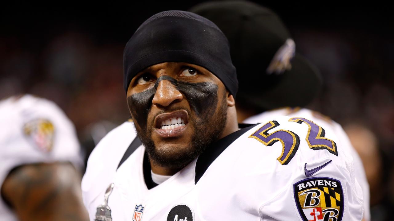 As legends often do, Ravens' Ray Lewis changed the way NFL middle  linebackers play