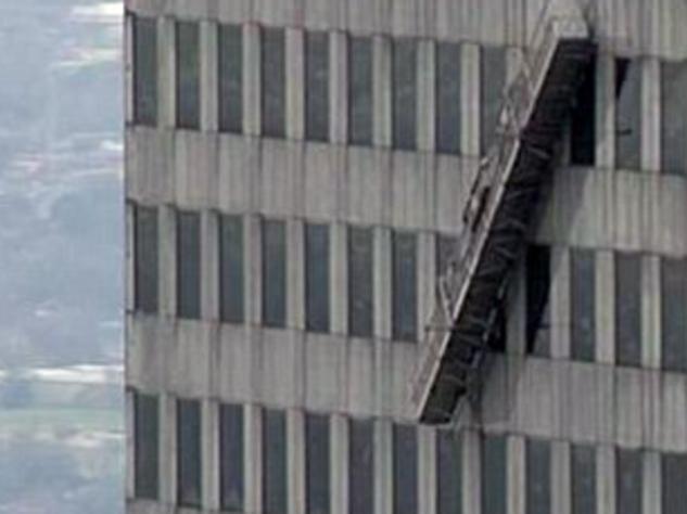 Texas window washers rescued. Picture: KHOU 11 News