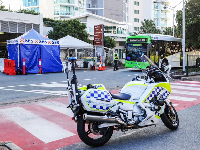 No protest - Police at the Queensland border check-point between Coolangatta and Tweed Heads.Picture: NIGEL HALLETT