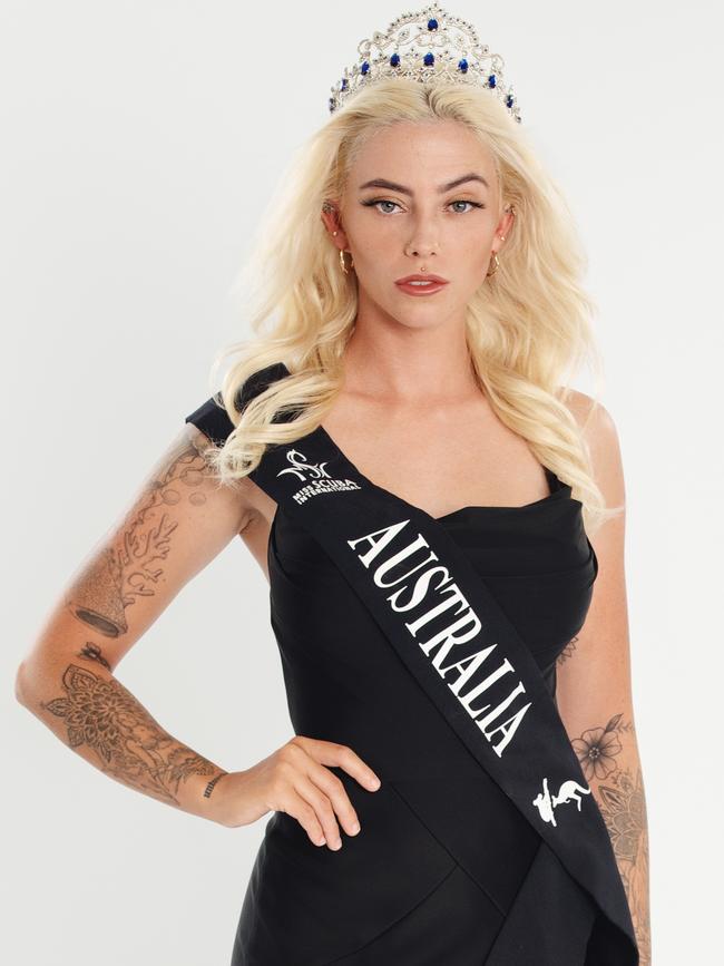 Sandie Callahan has been crowned Miss Scuba Australia 2024, she now heads to Malaysia to compete at the International Miss Scuba pageant. Picture: BLUECLICK PHOTOGRAPHY