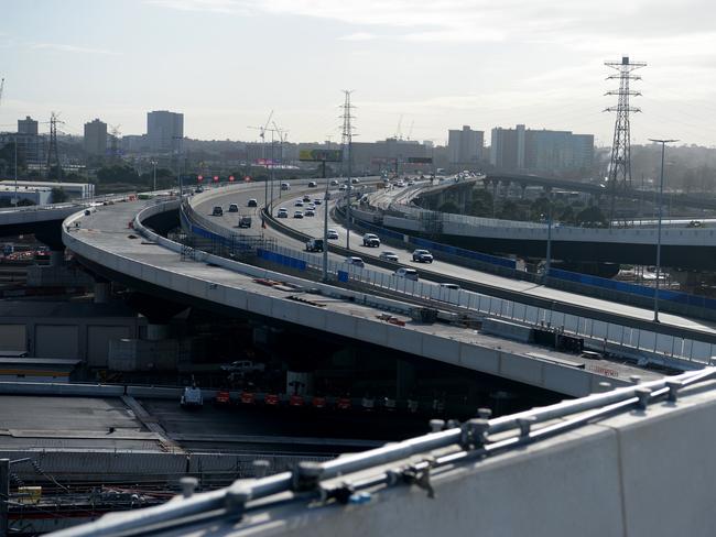 Labor’s infrastructure spend has set Victoria up for the future, argues Steve Bracks. Picture: Andrew Henshaw