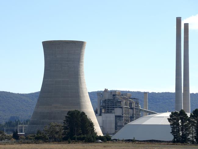 The decommissioned Wallerawang coal fired power station near Lithgow, NSW, in 2017. Picture: AAP