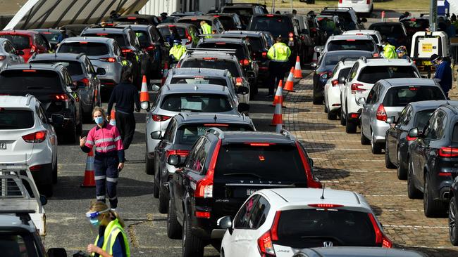 Cars line up for Covid-19 testing at Bondi in Sydney. Picture: Joel Carrett
