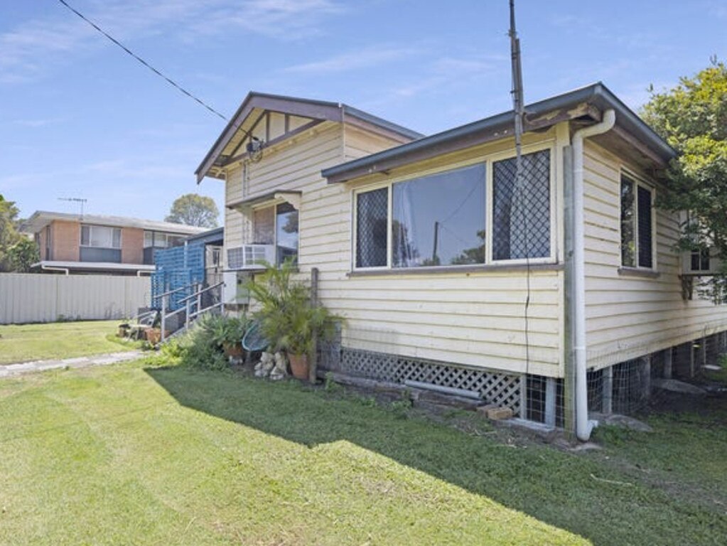 1A Wyper Street, Bundaberg South – $299,000.