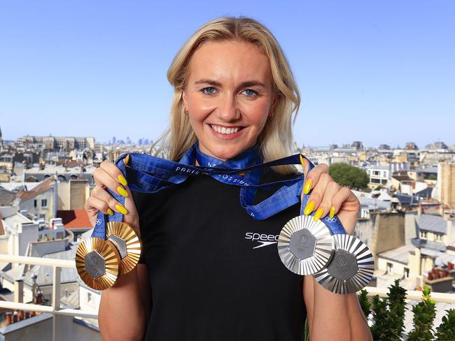 Ariarne Titmus with her Paris Olympics medals. Picture: Adam Head