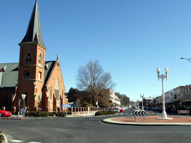 Generic pictures of Bathurst town centre.