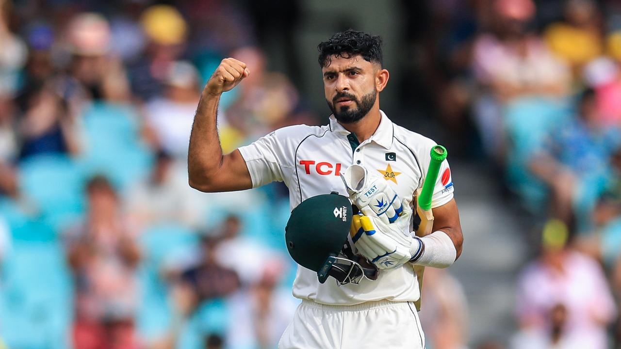 Aamir Jamal teed off, pushing Pakistan past 300. (Photo by Mark Evans/Getty Images)