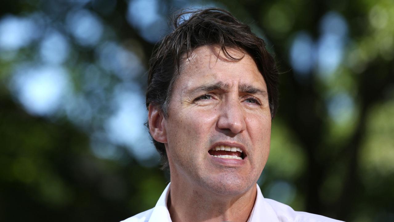 Canadian Prime Minister Justin Trudeau pelted with stones by antivax