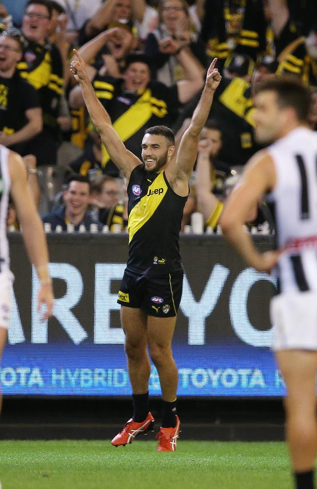 Shane Edwards celebrates his goal after the half-time siren, but should he have taken the kick? Picture: Michael Klein