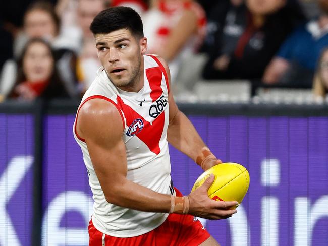 MELBOURNE, AUSTRALIA - APRIL 28: Lewis Melican of the Swans in action during the 2024 AFL Round 07 match between the Hawthorn Hawks and the Sydney Swans at the Melbourne Cricket Ground on April 28, 2024 in Melbourne, Australia. (Photo by Michael Willson/AFL Photos via Getty Images)