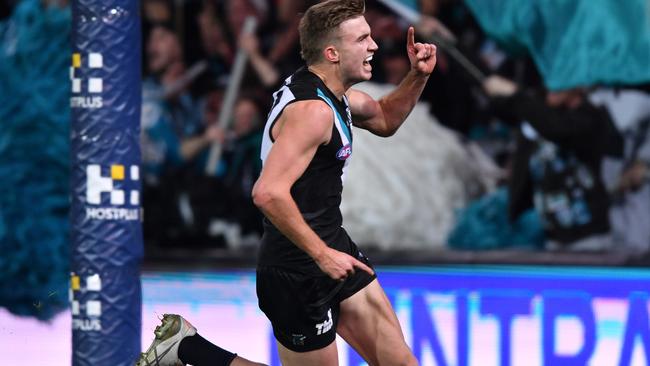 ON WAY OUT: Port Adelaide’s Dougal Howard is wanted by big-spending St Kilda. Picture: DAVID MASRIUZ (AAP).