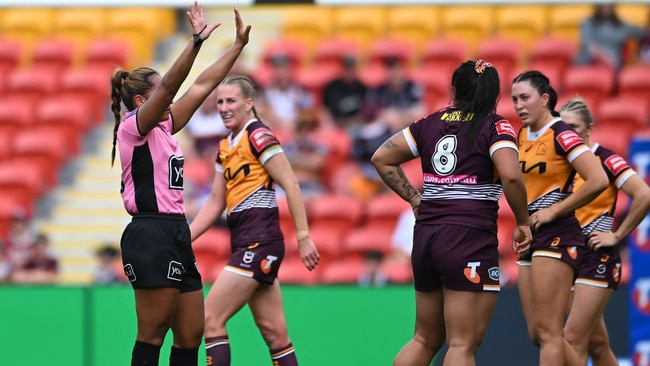 BRISBANE, AUSTRALIA - JULY 27: Annetta-Claudia Nu'uausala of the Broncos is sent off during the round one NRLW match between Brisbane Broncos and Parramatta Eels at Suncorp Stadium on July 27, 2024 in Brisbane, Australia. (Photo by Albert Perez/Getty Images)